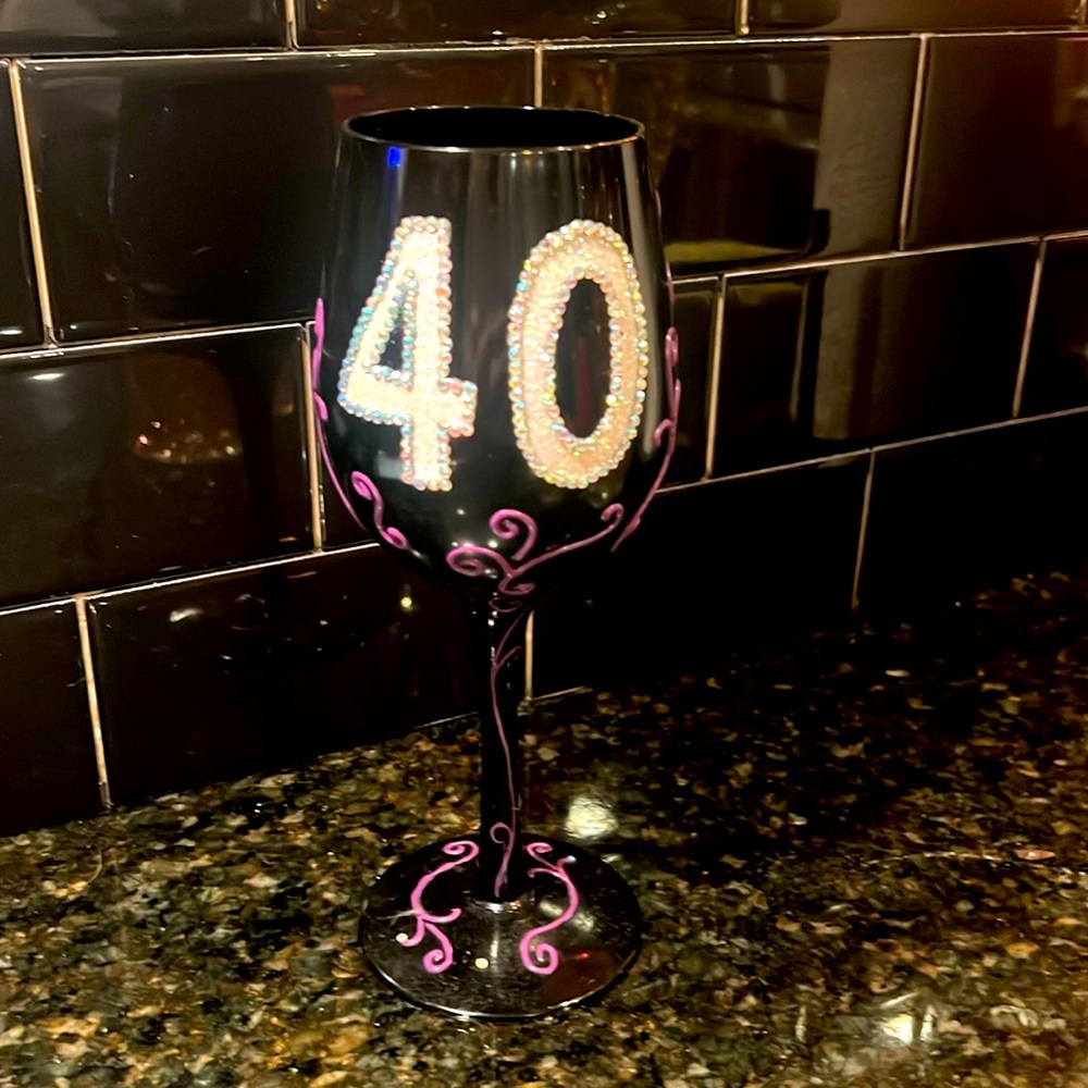 Bottoms Up Wine Glass to Celebrate turning 40.